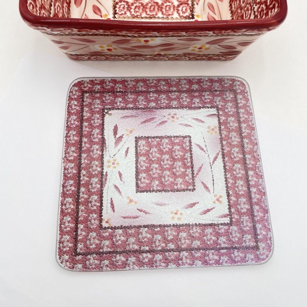 Temp-tations Old World Red 8x8 Square Baker Dish With Trivet Bakeware