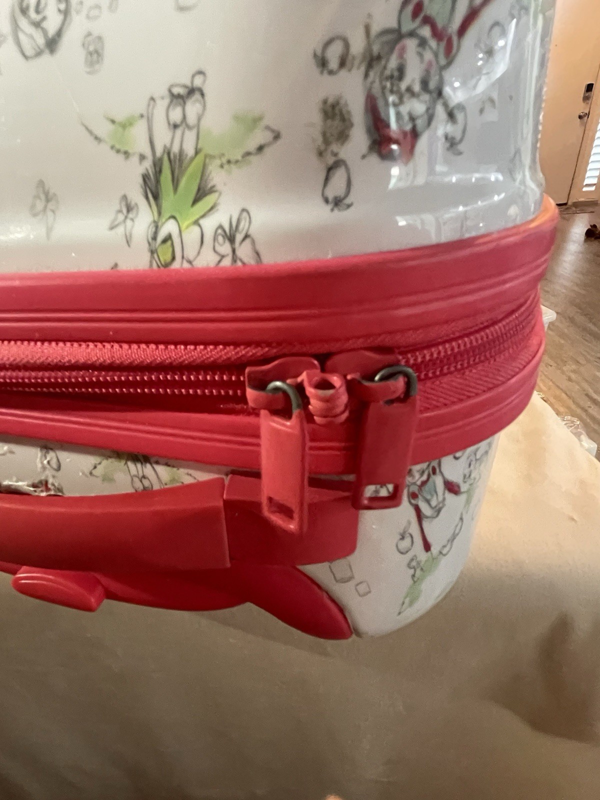 Disney Store Princess Animator Collection Hard-Side Carryon Rolling Luggage Pink