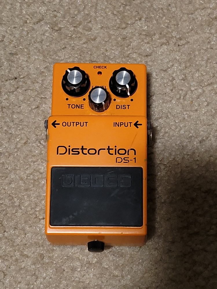 Guitar Pedal with Pedalboard