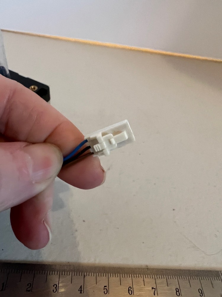 SUNX DP-M2 Digital Pressure Switch Controller Panel Mount 0-2kPa 12-24VDC Japan