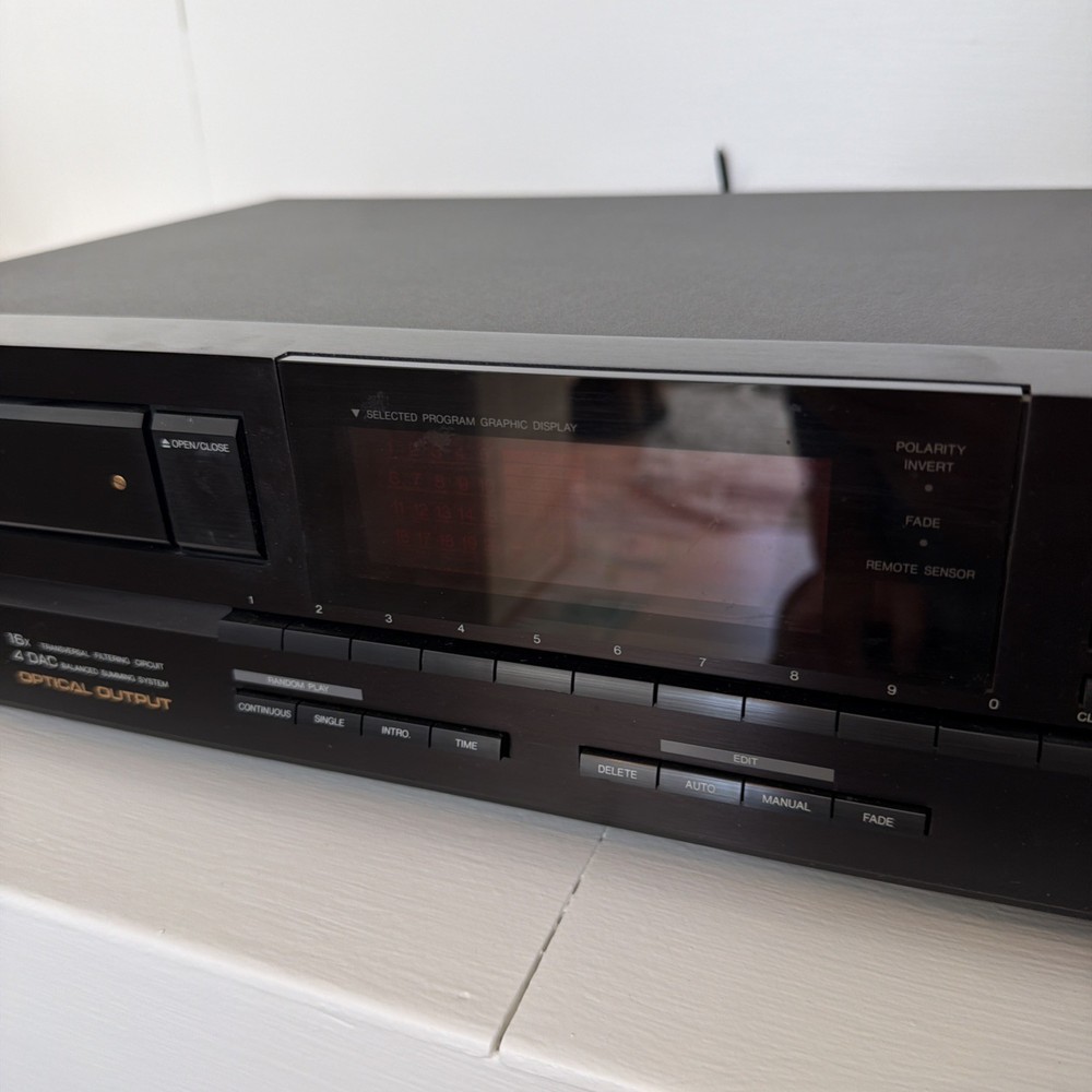 Vintage NEC CD-730 Renaissance Version 4 DAC Compact Disc Player Digital- MINT