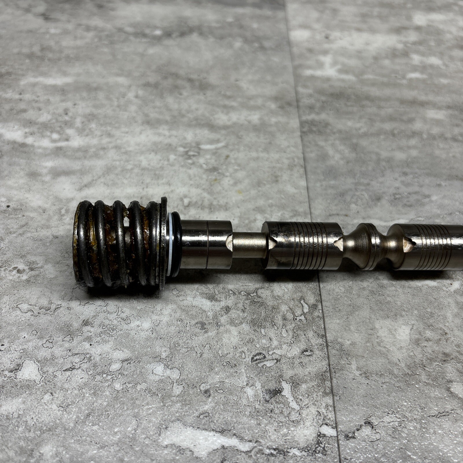 OEM Salami Spa Replacement Spool W/ Dust Cap & Spring For VD8A, New Read Descrip