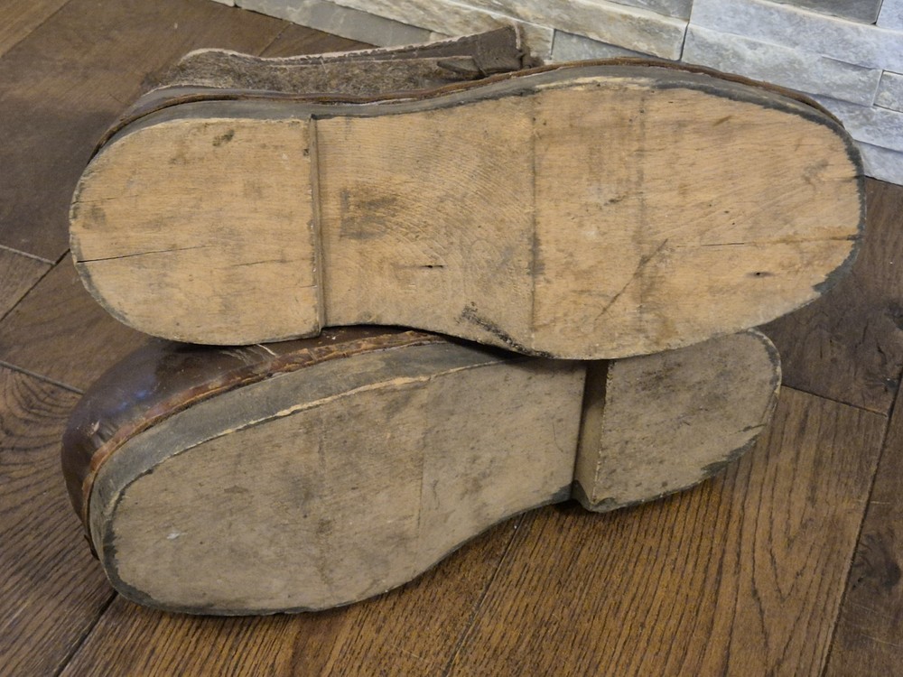 WW2 German Army Winter Sentry Boots, both maker label 1943 made, nice