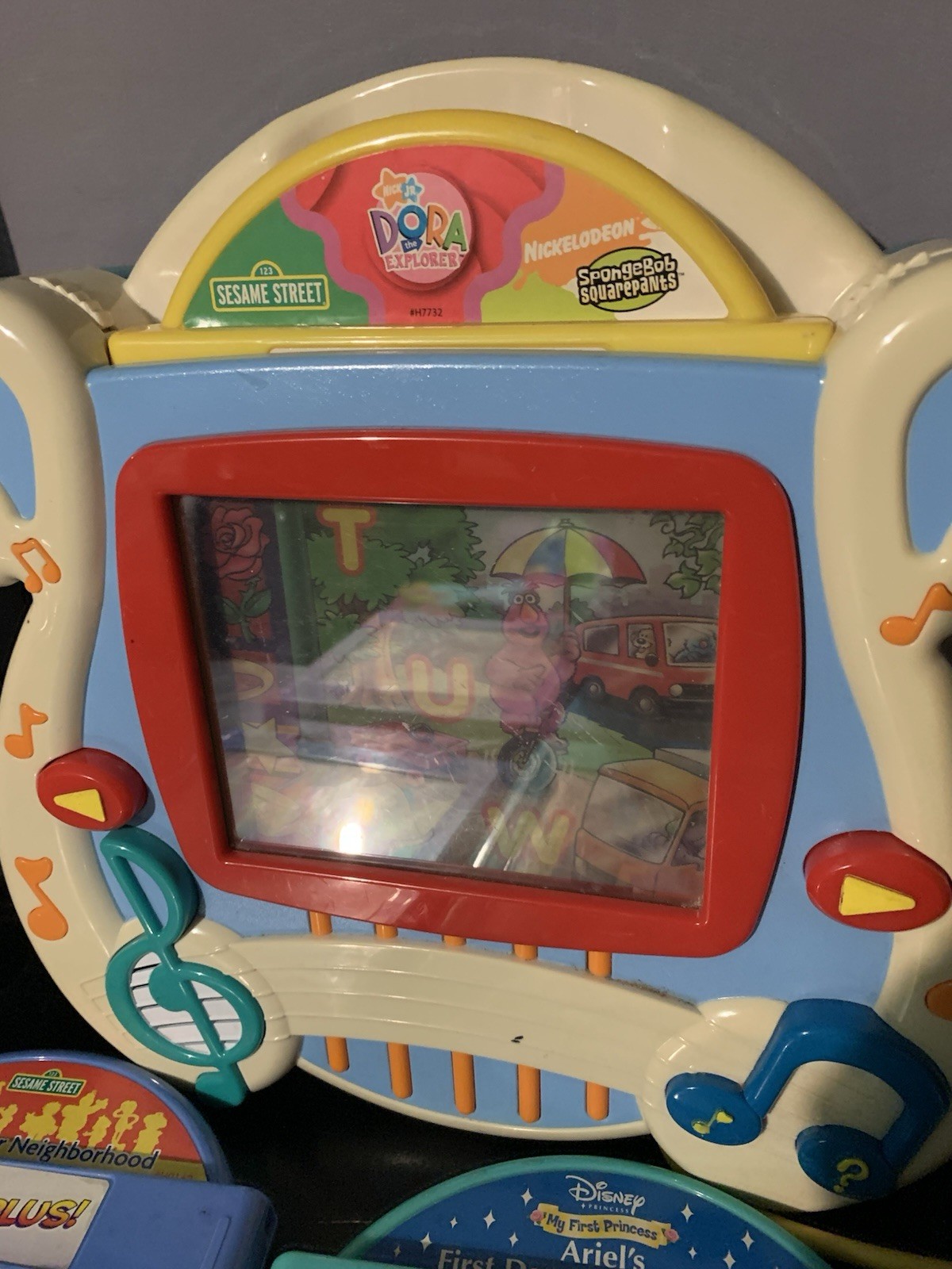 2002 Fisher Price Mattel Learn Through Music Interactive System W 8 Cartridges