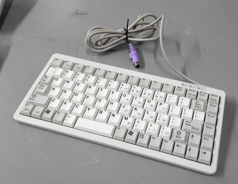 Cherry Keyboard - D-91275 / G84-4100PPMUS/03