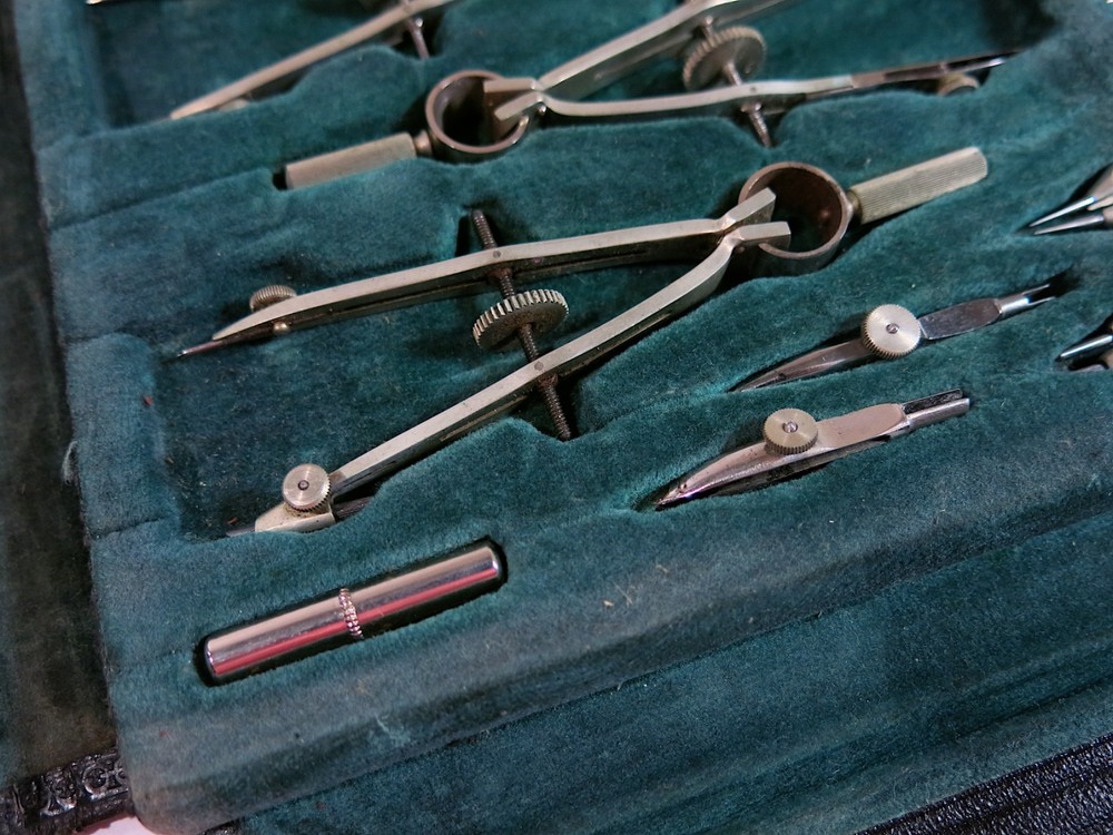 Vintage Engineer/Architect Drafting Compass Set — N.Y. Blue-Detroit