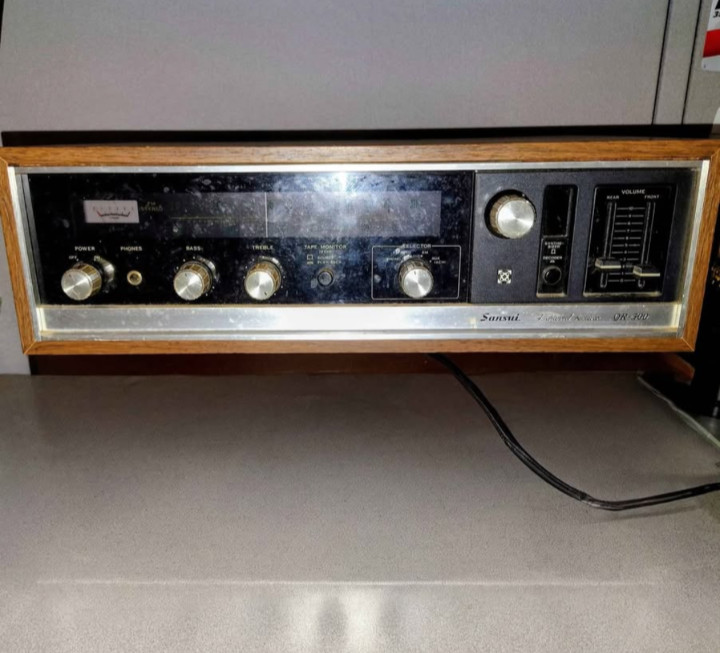 Sansui receiver QR-500