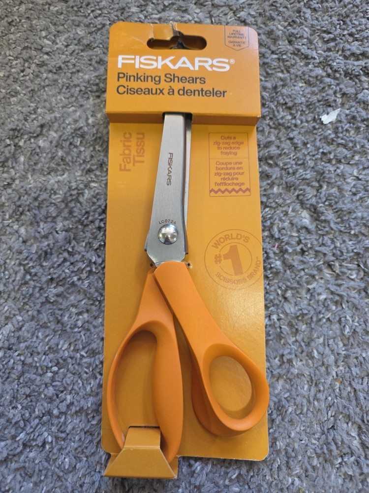 FISKARS PINKING SHEARS (194450)