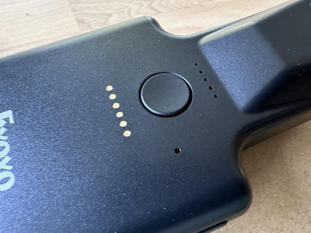 Eyoyo 1D 2D Phone Back Clip Cover Barcode Scanner Bluetooth Bar Code Reader