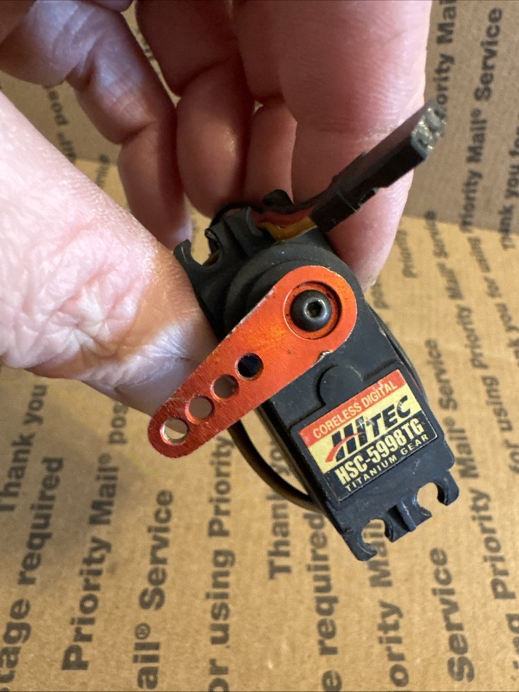 Hitec HSC-5998TG Titanium Gear Programmable Servo