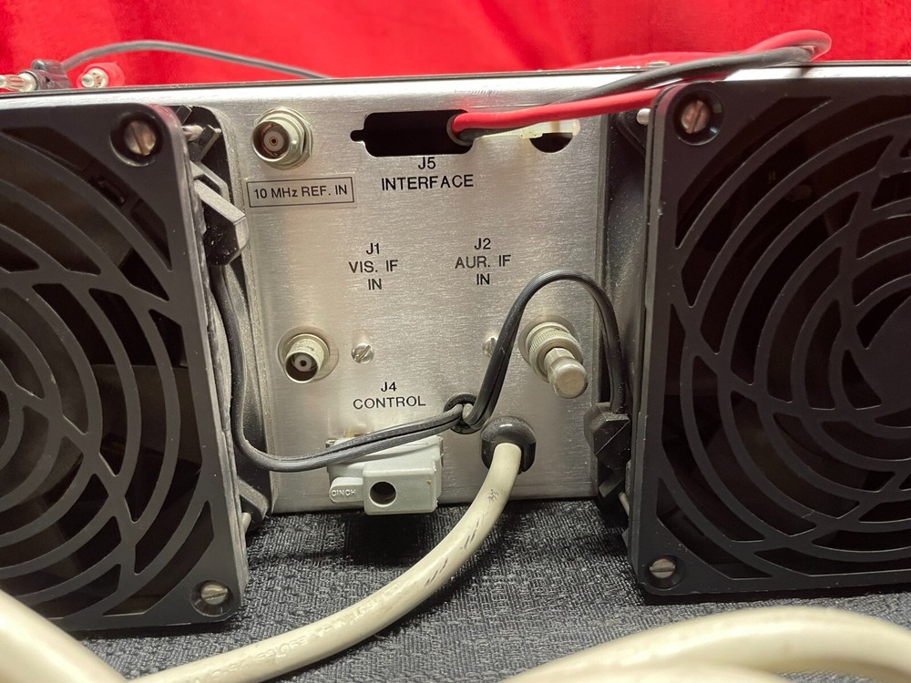 Vintage Analog Emcee DigaCom TTS20HSA UHF Transmitter 2.3-2.5GHz