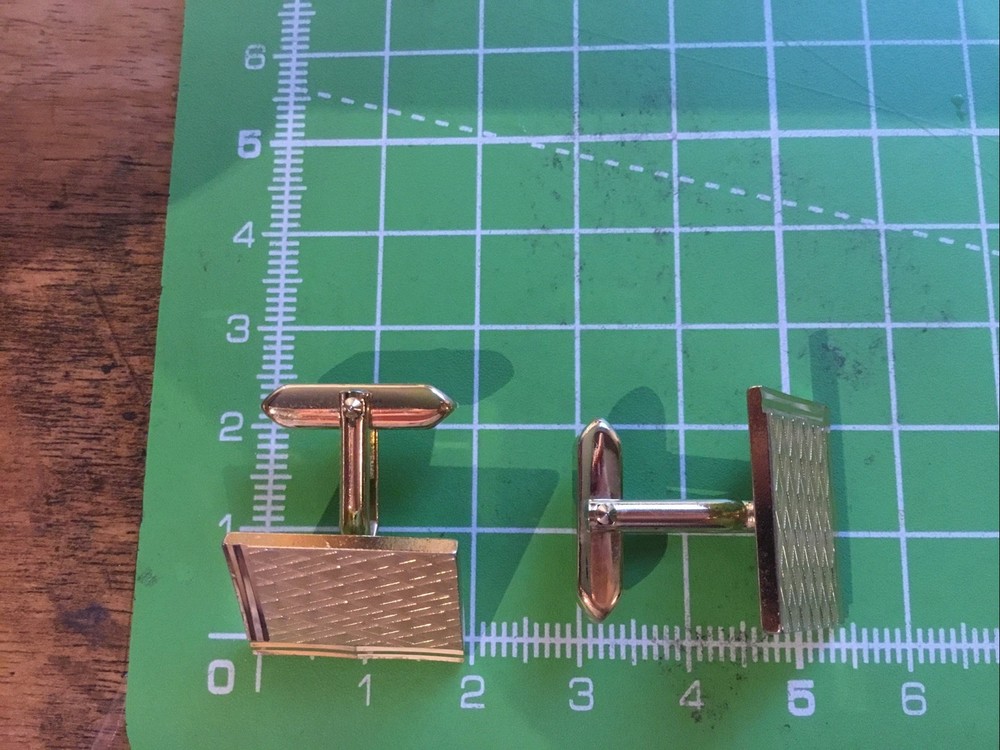 Beautiful Classic Gold Tone Cufflinks VGC Rectangle