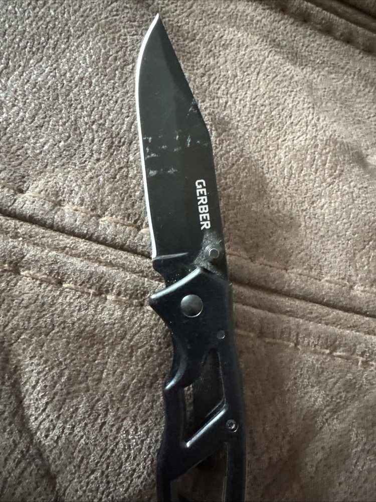 Gerber Knife Bundle. Lock Blade