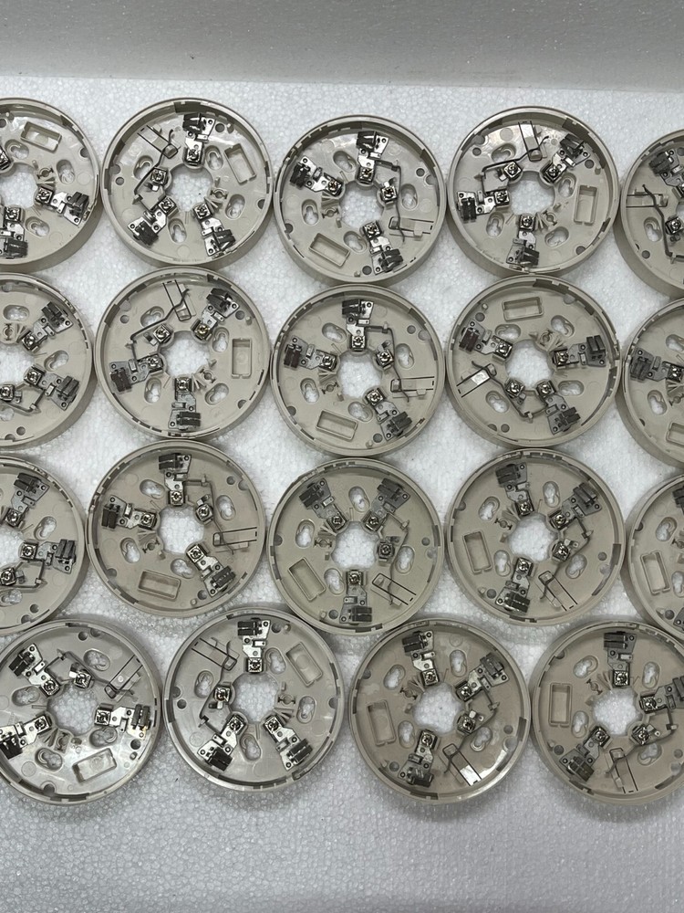 25pcs of System Sensor Model 2351E Smoke Detector With System Sensor Base B401