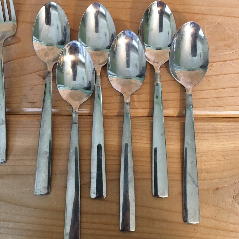 Cambridge 24 Piece Flatware Set Silverware Stainless Steel Unknown Pattern 6 Pl