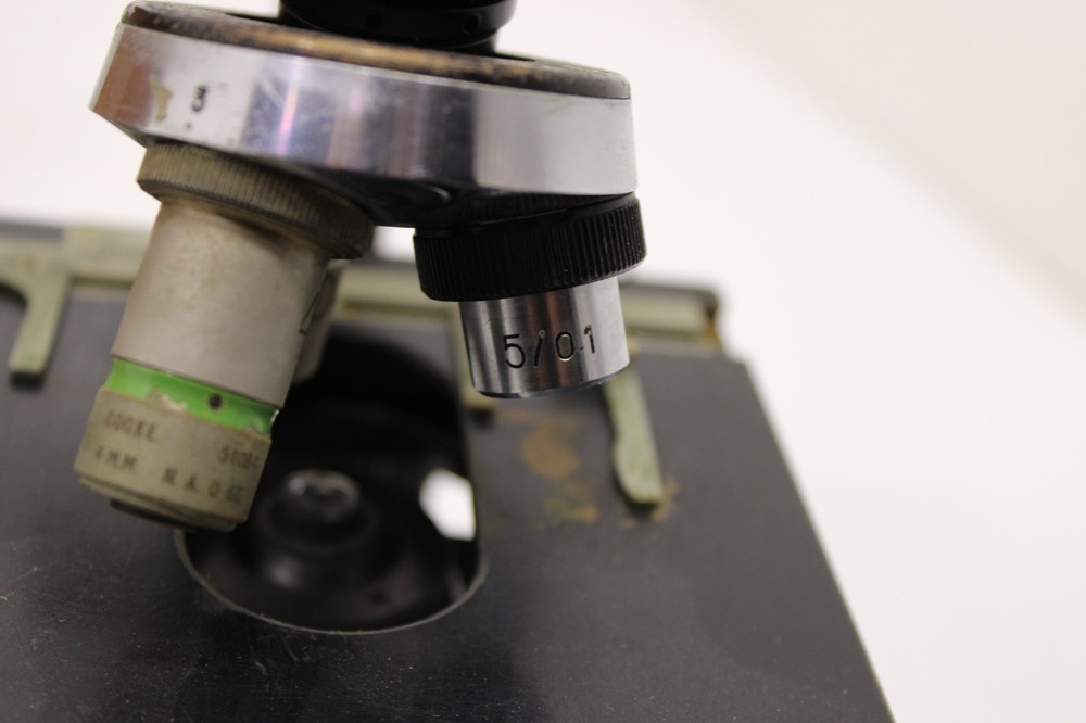 Vintage Cooke Troughton & Simms Microscope Serial M102909