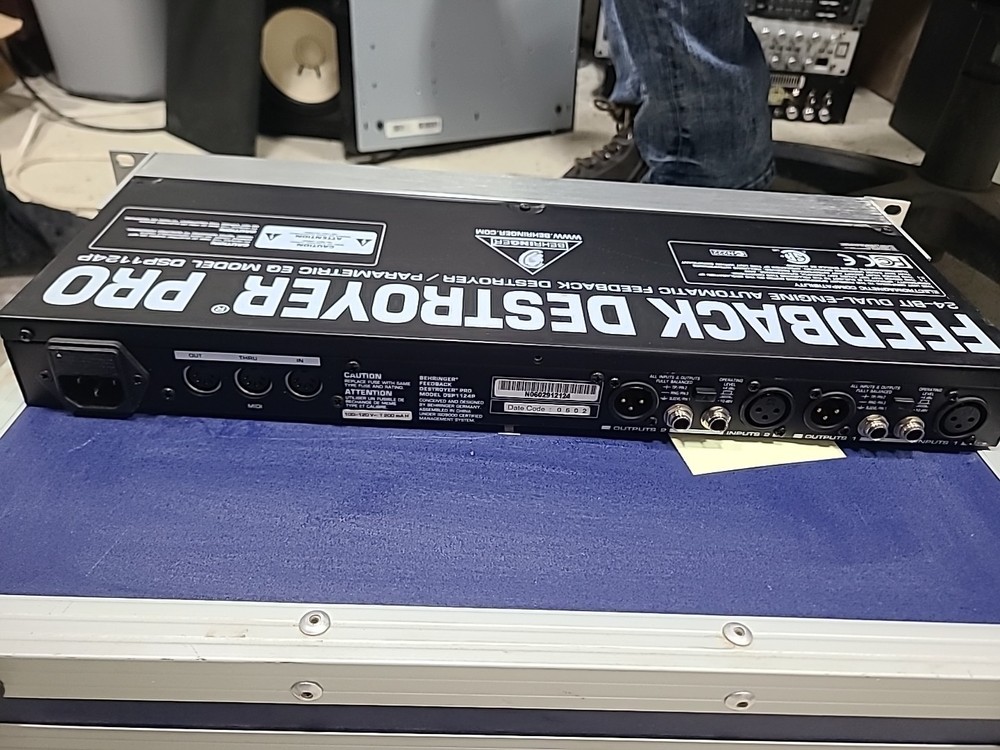 BERINGER DSP 1124P FEEDBACK DESTROYER PRO RACK UNIT