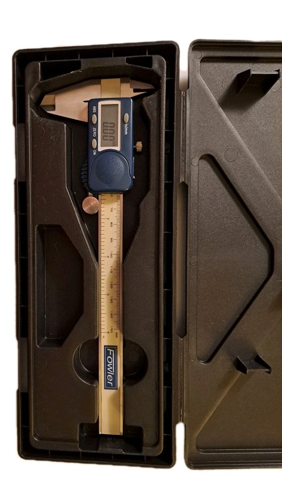 Fowler 6"/150mm Xtra-Value Cal Electronic Caliper Brcs3