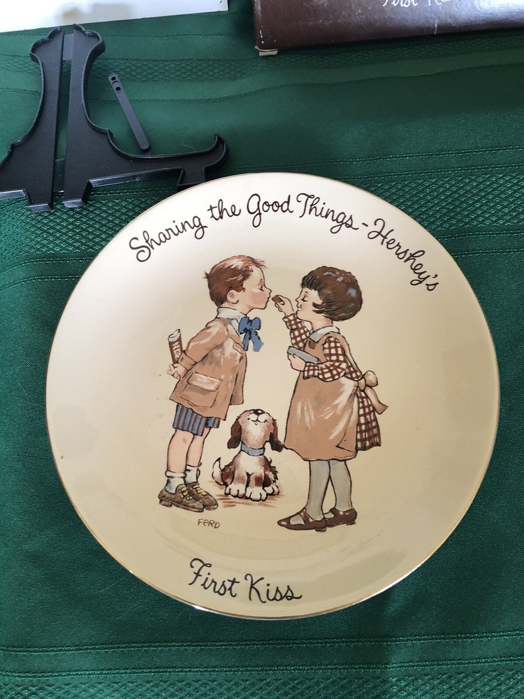 Hershey's 'Sharing Good Things' Plate Collection 3 Piece Set all in boxes