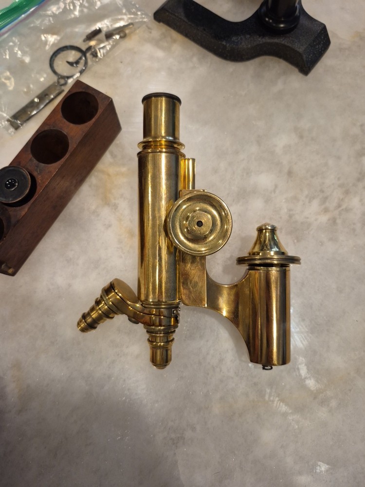 E. Leitz Wetzlar microscope Brass Microscope serial # 14808