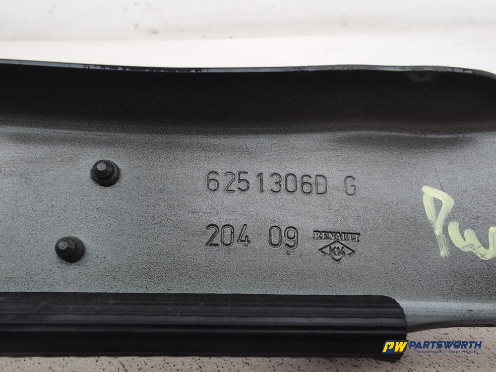 RENAULT MEGANE EXPRESSION VVT PASSENGER SIDE L FRONT SLAM PANEL BRACKET 6251306D
