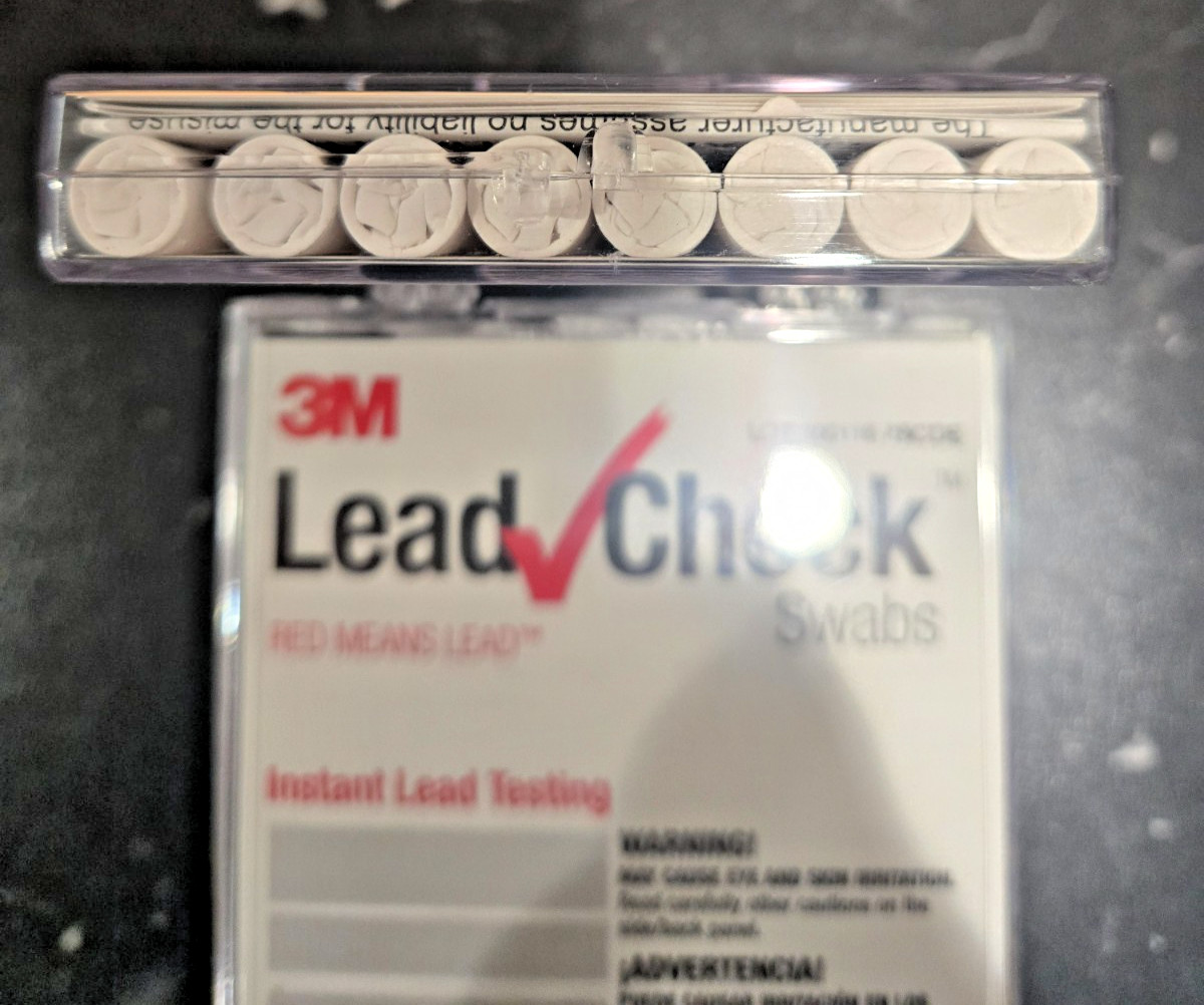 3M Lead Check Swabs Instant Lead Testing Swab Kit Contains 8 Swabs - NEW