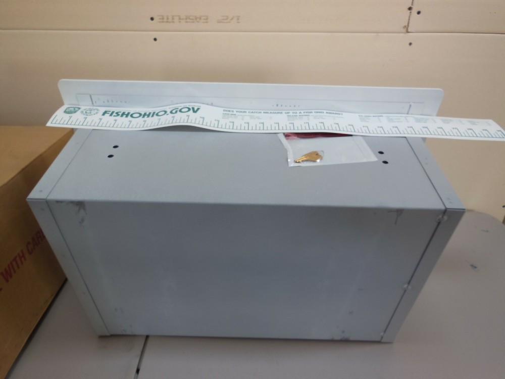 SYMMONS 5-200B CABINET UNIT W/KEY WHITE