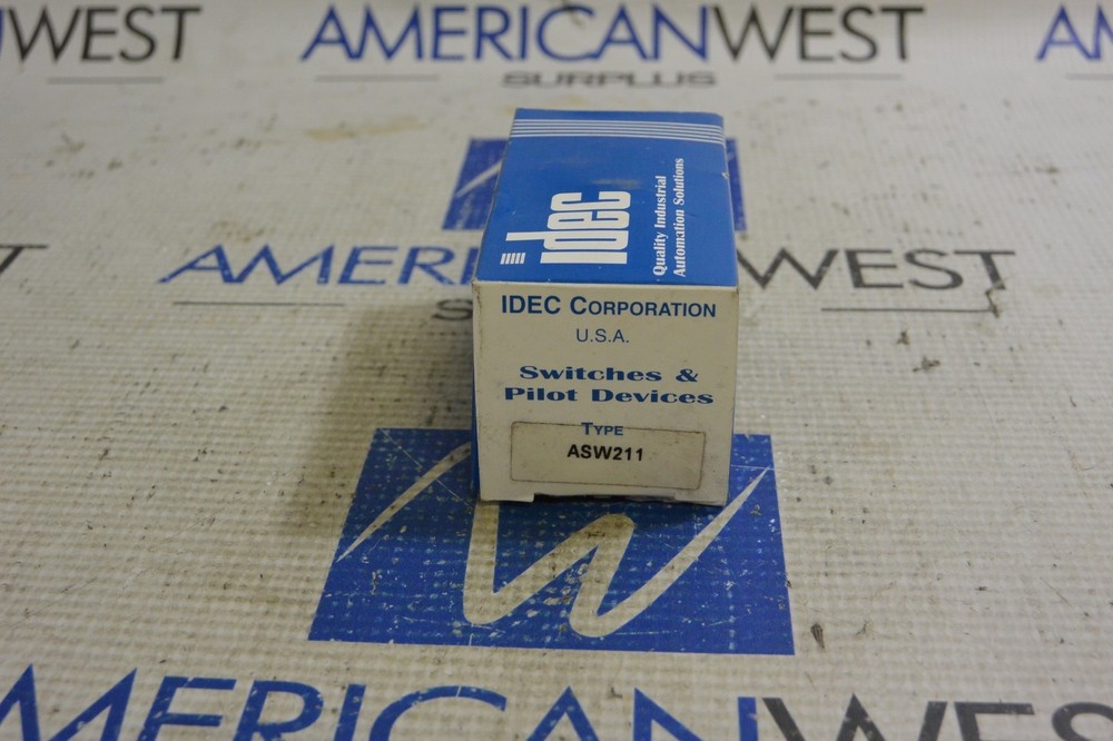 IDEC ASW211 SELECTOR SWITCH NEW IN BOX