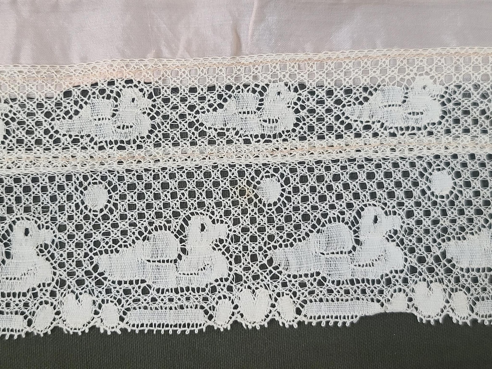 WWI Souvenir of France Silk Apron Allies Liberation Sweetheart Lace Duck Vintage