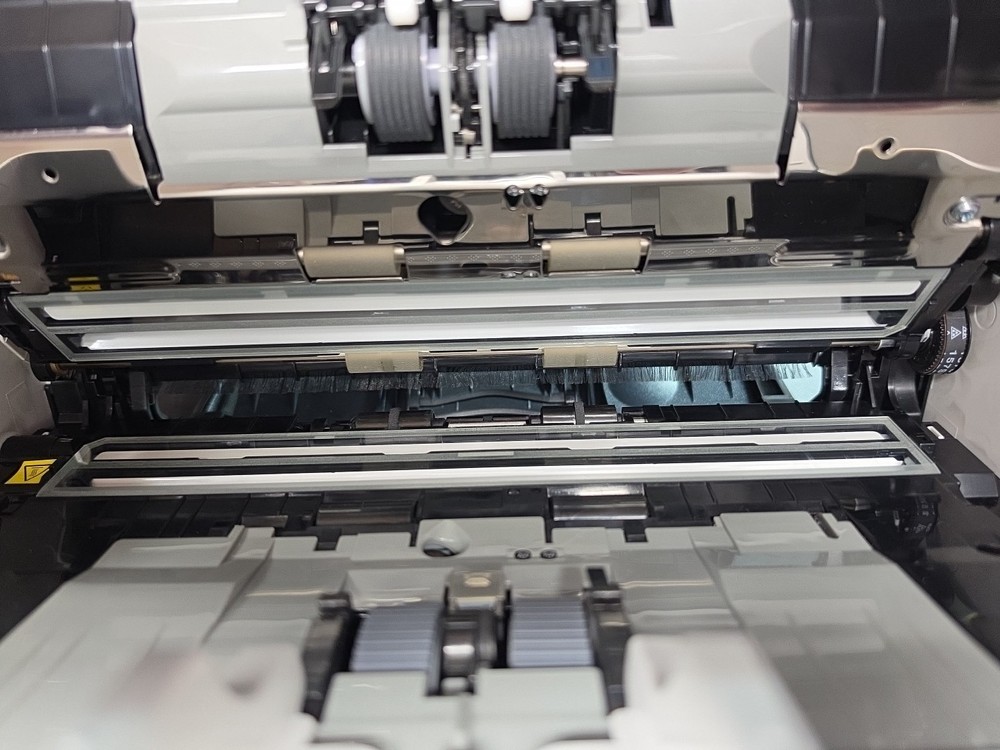 Fujitsu fi-7160 Color Duplex Desktop Document Scanner - COMPLETE