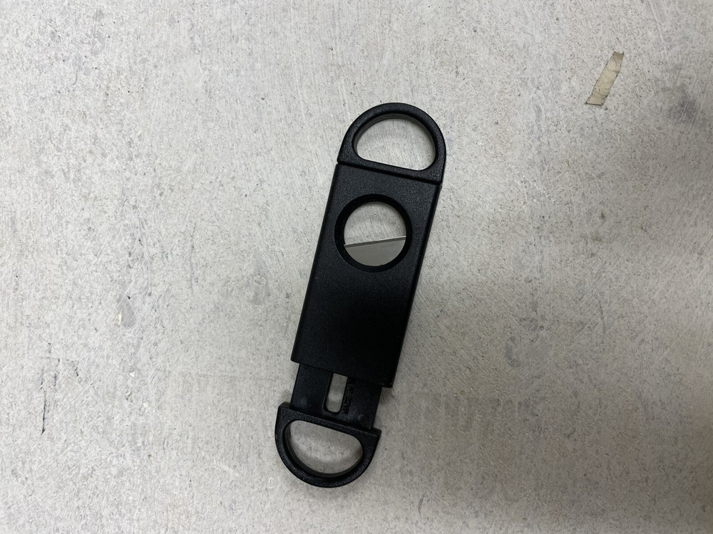 cigar cutter