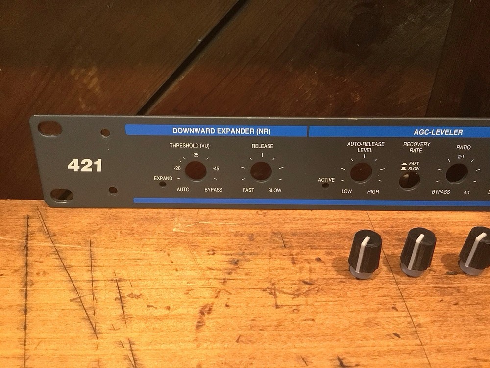 Symetrix 421 AGC Leveler/Downward Expander Parts: Knobs & Faceplate