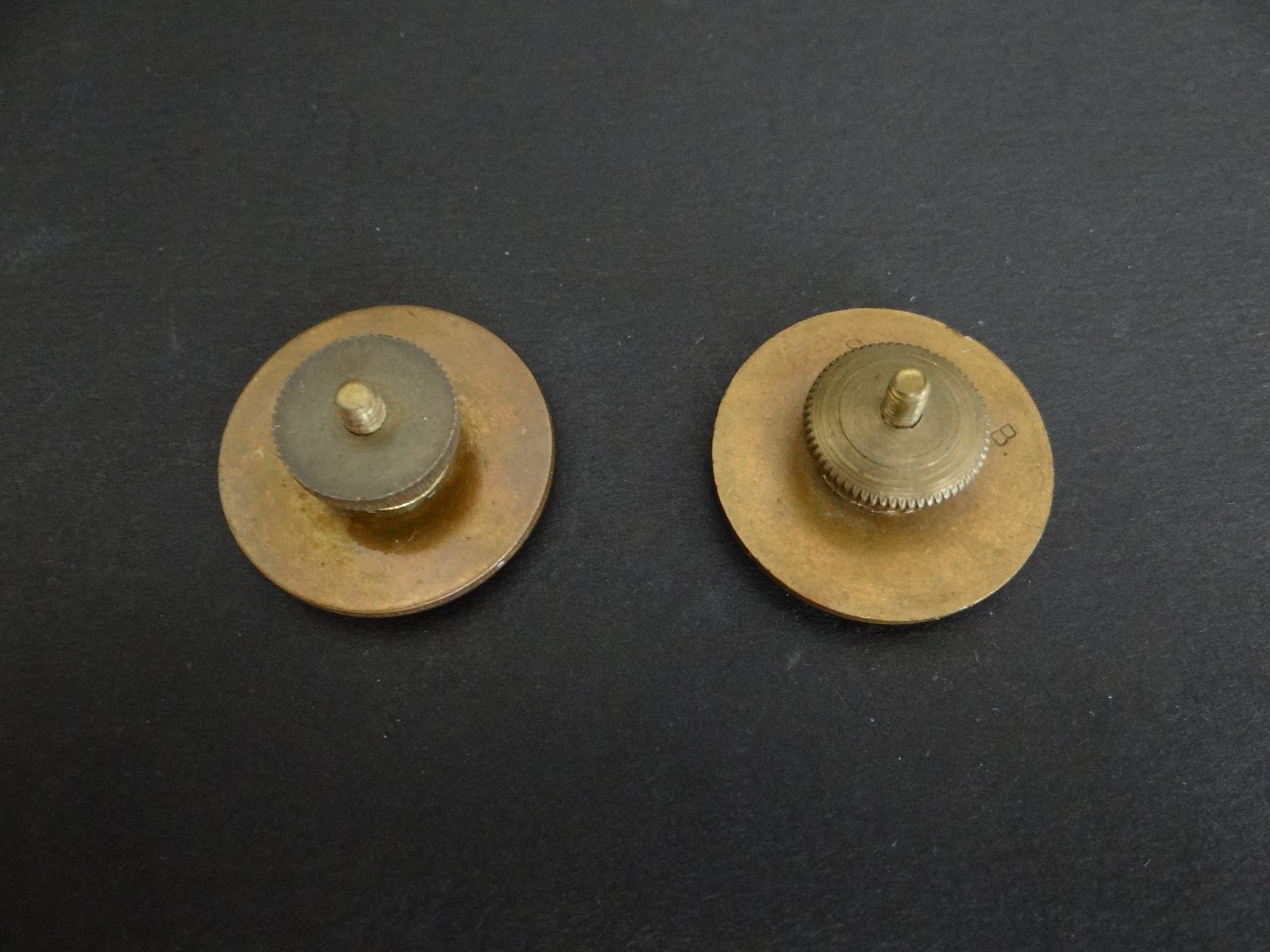 WWII Original US Army Enlisted Infantry Company G Collar Disc Set, Screw Back
