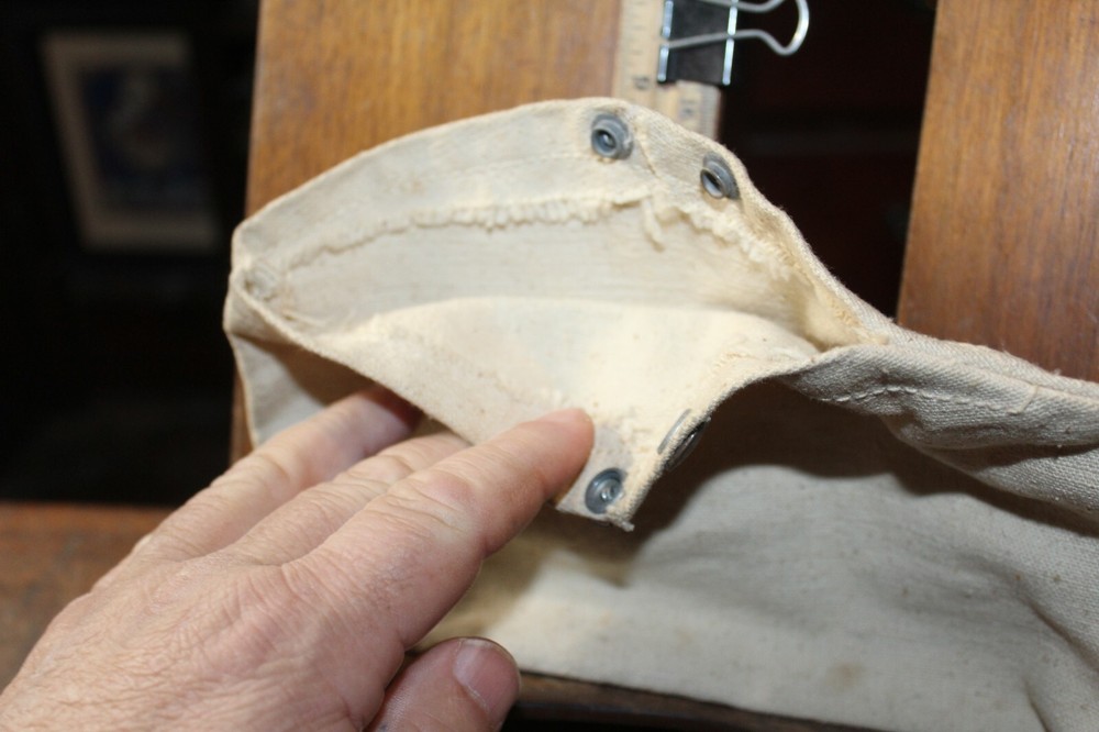 Antique US Army White Canvas Pouch