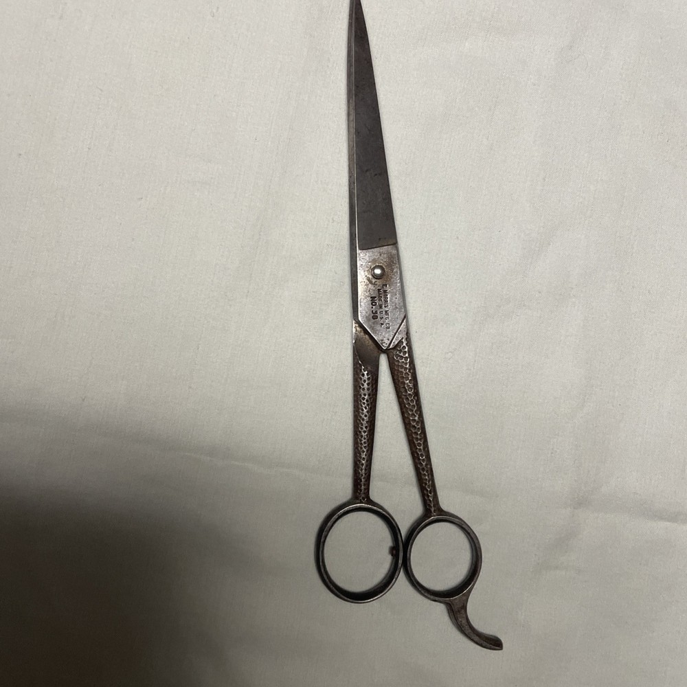 1 Red Imp, Morris Scissors