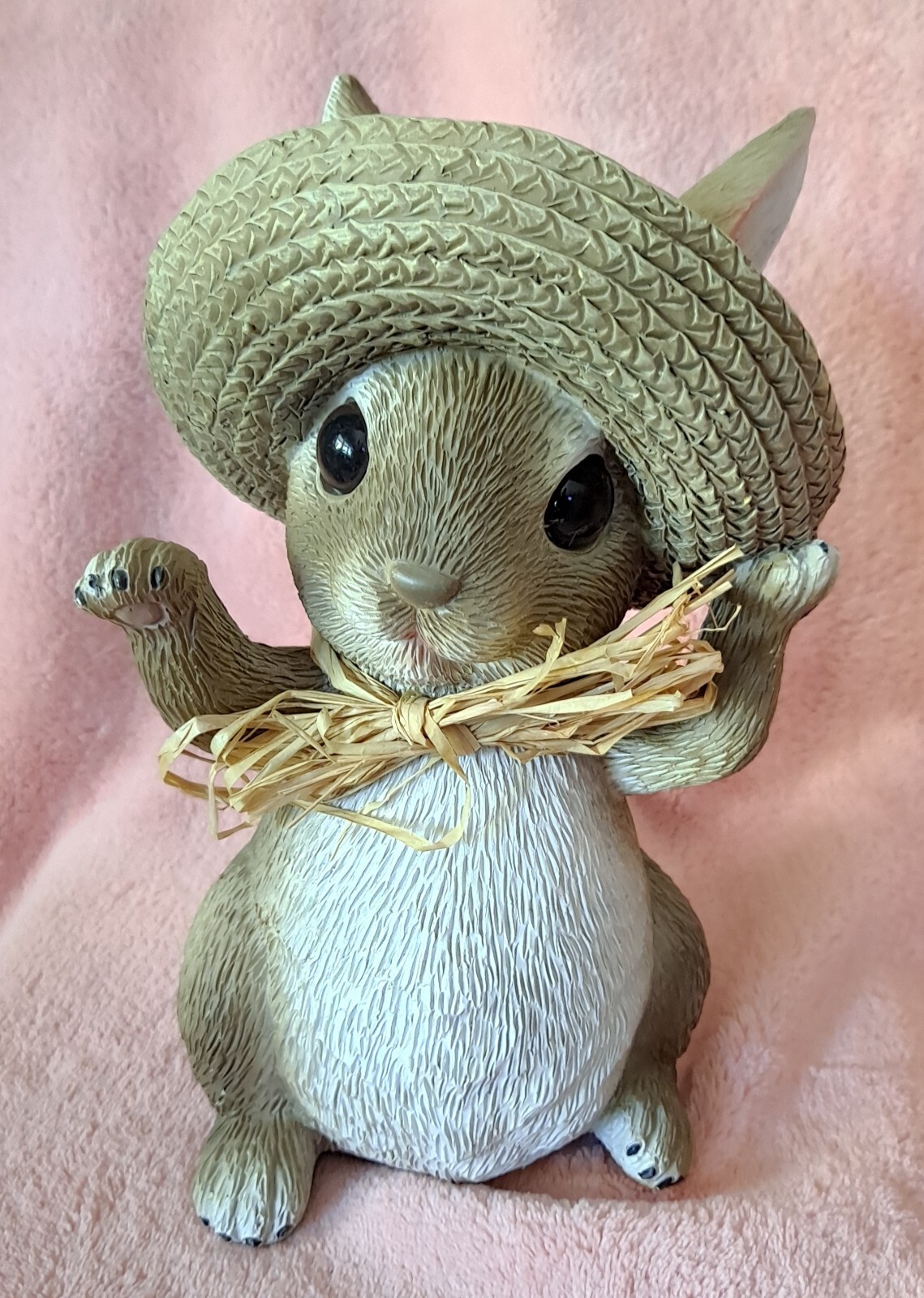 Resin Bunny Rabbit With Marble Eyes and Straw Hat Figurine Brown W / White Color