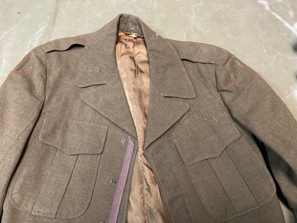 ORIGINAL WWII US ARMY OFFICER M1944 CLASS A IKE JACKET- SMALL 36R