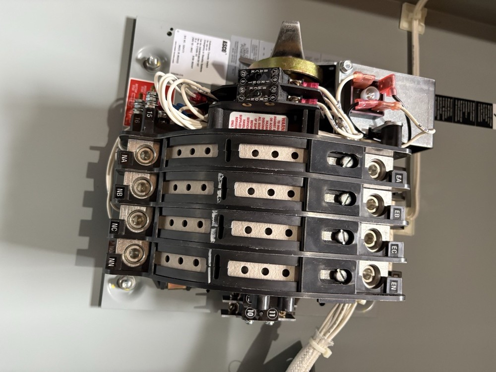 ASCO Automatic Transfer Switch 70A Model D00300B03007TXF MPN D00300B03007TXF