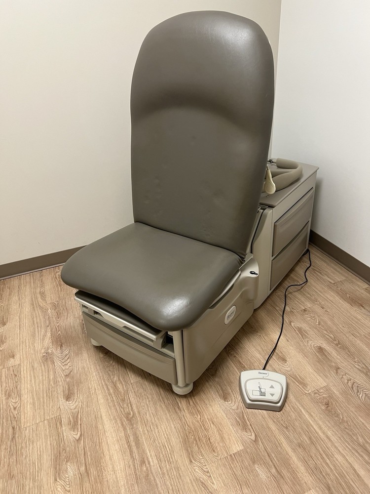 Brewer Access High-Low Exam Table Model with Adjustable Height
