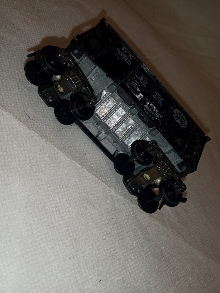 HO SCALE COLE TRAIN CAR B S #6086 WITH LOAD