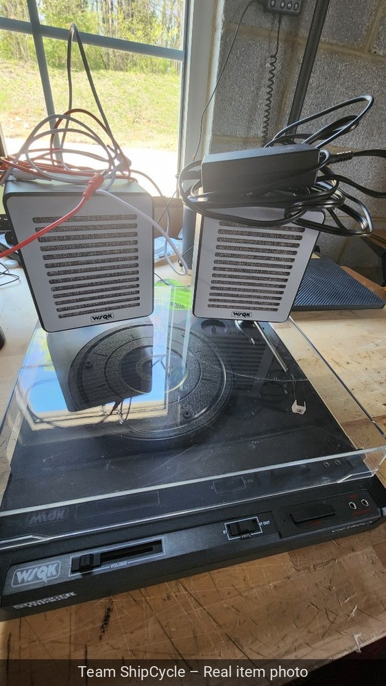 DEFECTIVE Stranger Things WSQK Record Player G3D