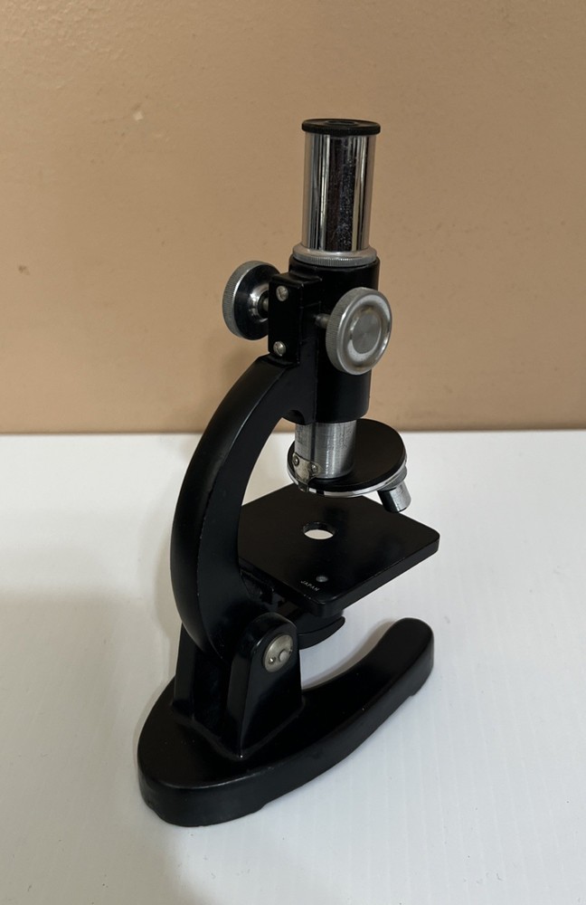 SELSI 100X, 200X, 300X Vintage Microscope Untested. Used
