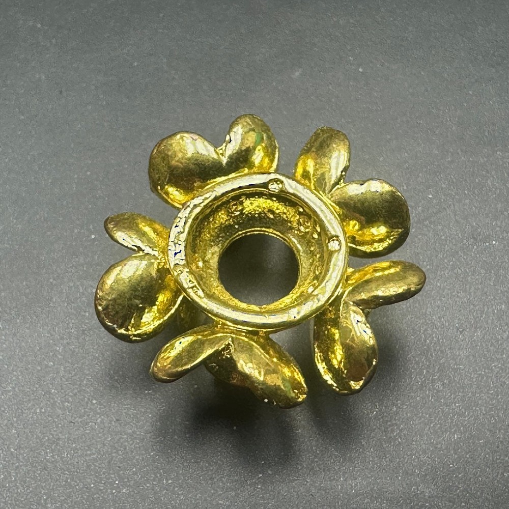 Metal crystal small ball base