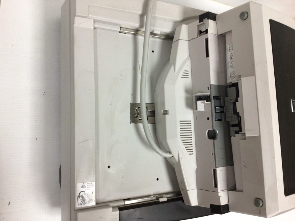 FI-6770 *B GRADE* *READ* FLATBED AND DOCUMENT FEEDER 11X17 SCANNER