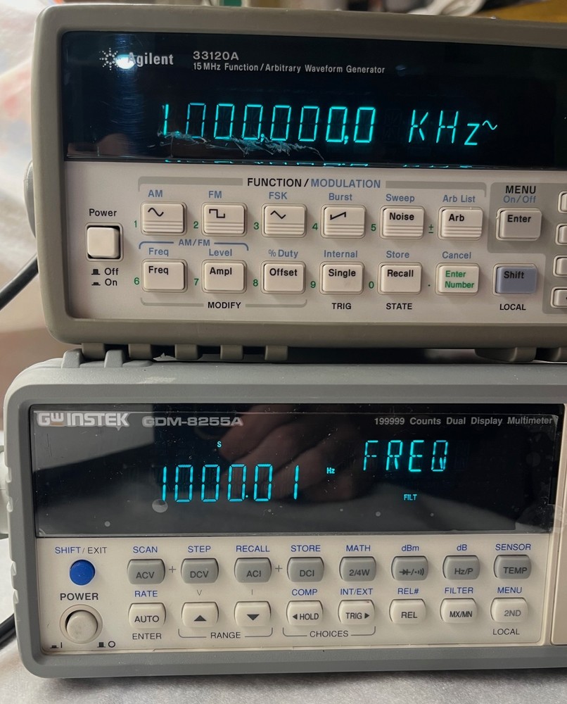 Agilent 33120A 15 MHz Function / Arbitrary Waveform Generator