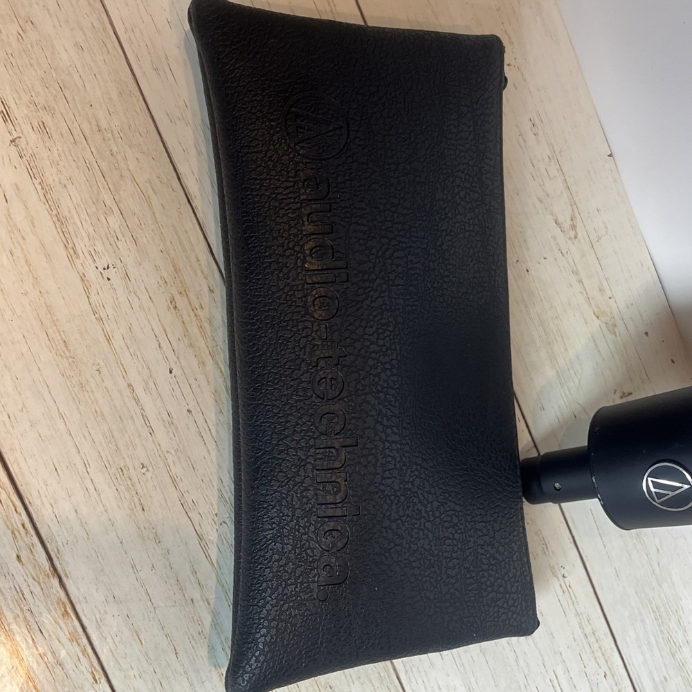 AUDIO-TECHNICA AT4033A TRANSFORMERLESS CAPACITOR STUDIO MICROPHONE W/CASE WORKS