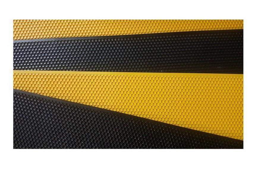 BEE HIVE PLASTIC FOUNDATION SHEETS FULL DEPTH-LANGSTROTH BLACK