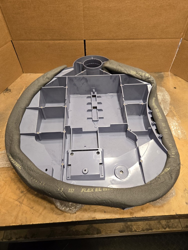 VOLUSO 730 BOTTOM PLASTIC "NEW"
