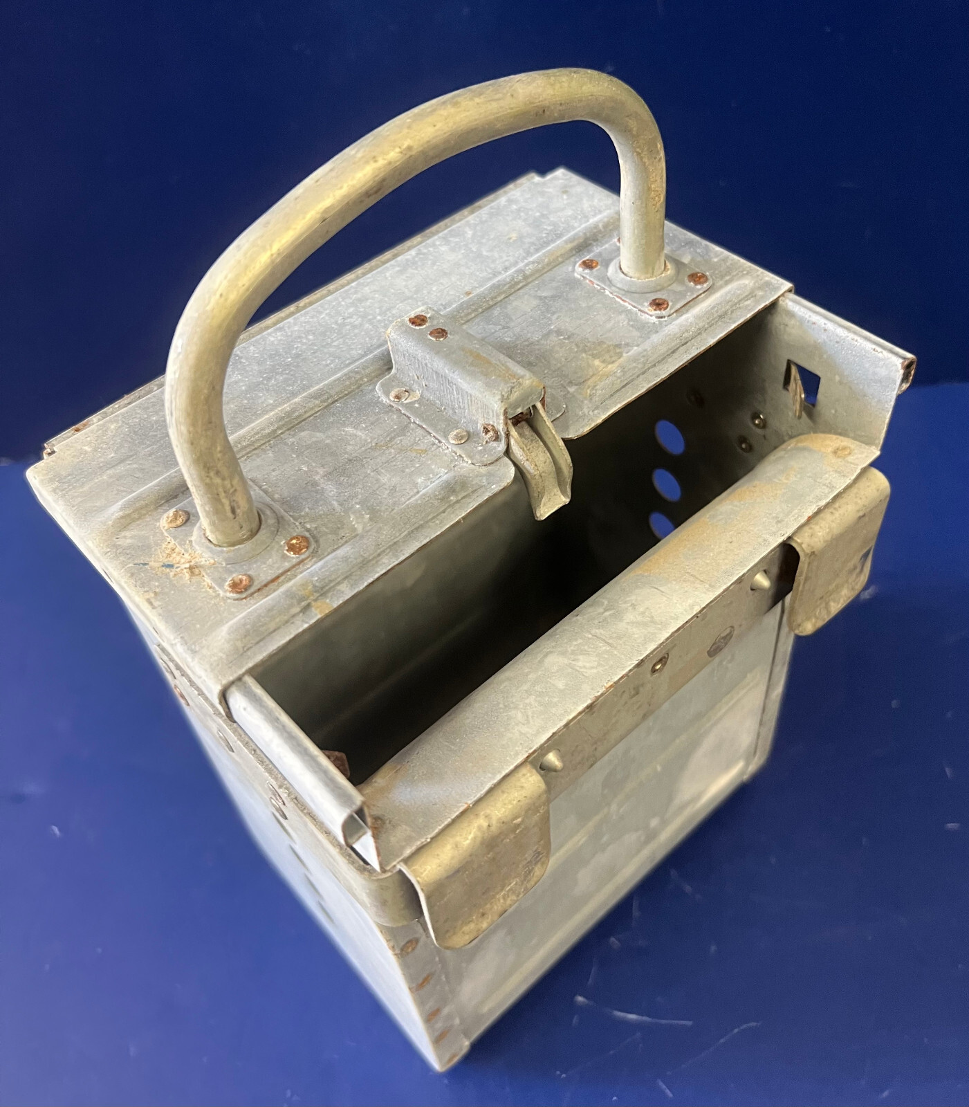 B-17 FLYING FORTRESS AMMO CAN