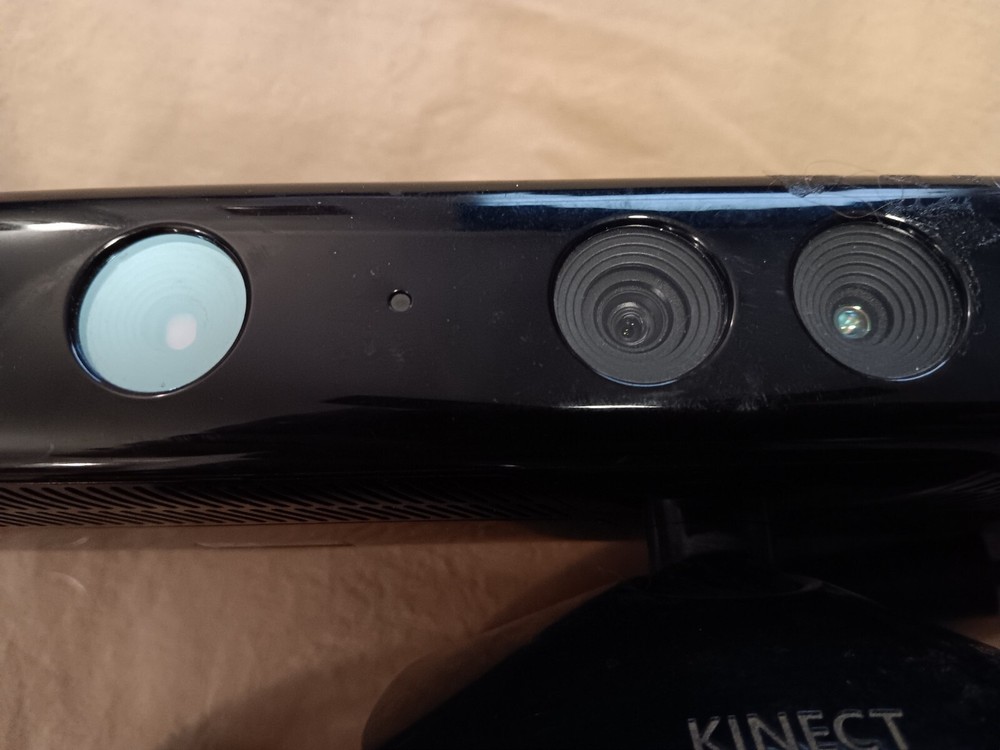 KINECT Sensor Bar and media extender- Microsoft Xbox 360